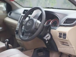 Dijual mobil bekas Daihatsu Xenia X PLUS, DKI Jakarta  8