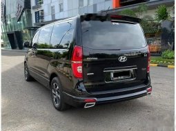 Mobil Hyundai H-1 2019 Royale dijual, DKI Jakarta 13