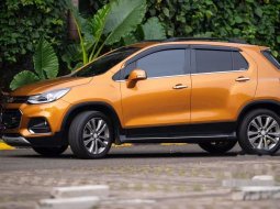 Jual cepat Chevrolet TRAX LTZ 2018 di Banten 14