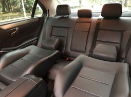 MERCEDES-BENZ E200 AT HITAM 2016 BANTING HARGA SAMPAI PULUHAN JUTA!! 8