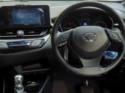 Jual Toyota C-HR 2018 harga murah di Jawa Barat 3