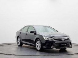 Toyota Camry 2.5 V 2015 Hitam 1