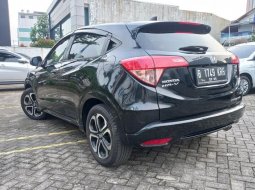 HR-V PRESTIGE 1.8 AT 2015 4