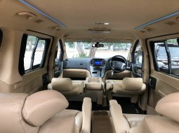 Hyundai H-1 Royale Bensin 2018 Silver 9