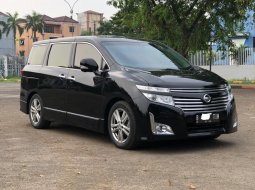 Nissan Elgrand Highway Star 3.5 2013 Hitam 1