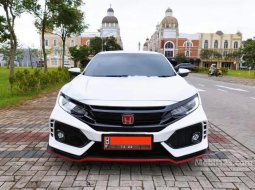 Honda Civic 2018 DKI Jakarta dijual dengan harga termurah 10