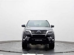 Dijual mobil bekas Toyota Fortuner VRZ, Banten  1