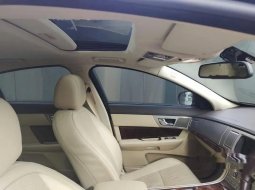 Jual mobil bekas murah Jaguar XF 3.0 2010 di DKI Jakarta 16