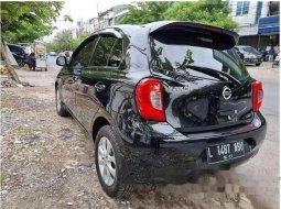 Jawa Timur, Nissan March 1.2 Manual 2018 kondisi terawat 3