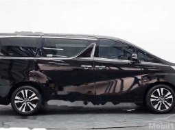 Jual Toyota Vellfire G 2018 harga murah di DKI Jakarta 1