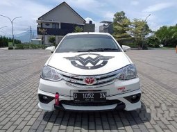 Mobil Toyota Etios Valco 2014 G dijual, Jawa Barat