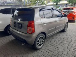 Jawa Timur, Kia Picanto SE 2010 kondisi terawat 2