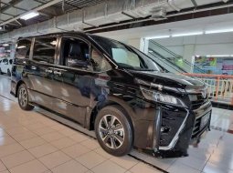 Jual cepat Toyota Voxy 2017 di Jawa Timur 20