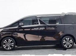 Mobil Toyota Vellfire 2018 G dijual, Jawa Barat 10