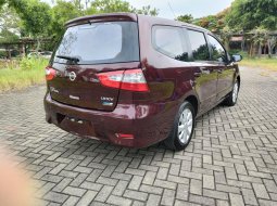 Nissan Grand Livina XV 2013 9