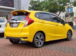 Jual mobil Honda Jazz 2019 2