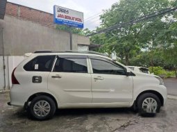 Jawa Timur, jual mobil Daihatsu Xenia X DELUXE 2018 dengan harga terjangkau 8