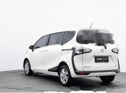 Dijual mobil bekas Toyota Sienta G, Banten  10