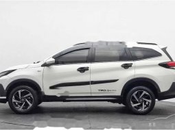 Jual mobil Daihatsu Terios X 2019 bekas, Banten 3