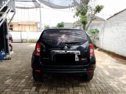 Jual mobil Renault Duster 2016 3