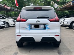 Nissan Livina VE AT 2019 Putih 6