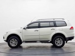 Mitsubishi Pajero Sport Exceed 4x2 AT 2014 Putih 5