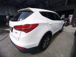 Hyundai Santa Fe 2015 Jawa Barat dijual dengan harga termurah 8