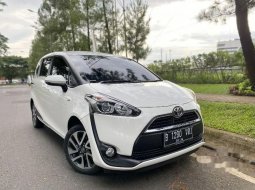Jual cepat Toyota Sienta V 2019 di DKI Jakarta
