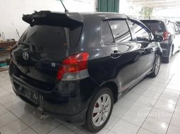 Mobil Toyota Yaris 2009 E dijual, Jawa Timur 2