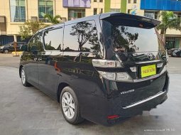 DKI Jakarta, Toyota Vellfire V 2011 kondisi terawat 17