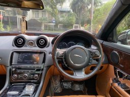 Jual mobil Jaguar XJ Portfolio L 2015 bekas, DKI Jakarta 10