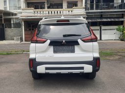 Mitsubishi Xpander Cross MT 2020 Putih 10