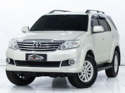 TOYOTA NEW FORTUNER (SILVER METALLIC)  TYPE G LUX 2.7 A/T (2012)