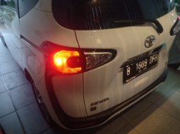 Toyota Sienta V CVT 2021 4
