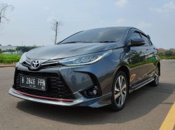 Toyota Yaris 1.5 S CVT AT 2020 