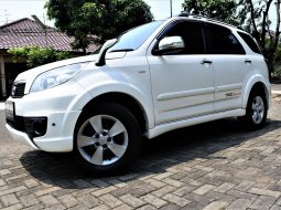 Toyota Rush TRD Sportivo AT 2015 SUSPENSI NYAMAN SIAP PAKAI