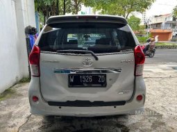 Jawa Timur, Toyota Avanza Veloz 2013 kondisi terawat 8