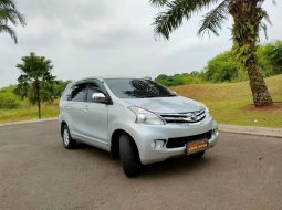 Mobil Toyota Avanza 2014 G terbaik di Banten 5