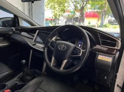 Mobil Toyota Kijang Innova 2019 V terbaik di Jawa Timur 7