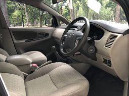 Toyota Kijang Innova G M/T Diesel 2013 Hitam 9