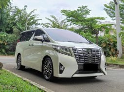 Toyota Alphard 2.5 G A/T 2016 Putih Sangat Terawat 1