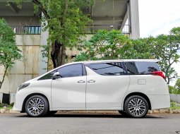 Toyota Alphard 2.5 G A/T 2016 Putih Sangat Terawat 3