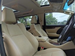 Toyota Alphard 2.5 G A/T 2016 Putih Sangat Terawat 8