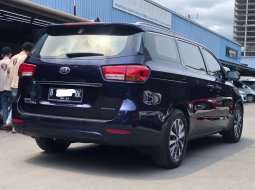 KIA GRAND SEDONA ULTIMATE AT BIRU 2017 MPV BERKUALITAS!! 6