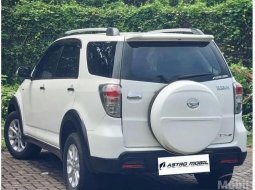 Jawa Timur, Daihatsu Terios TX ADVENTURE 2015 kondisi terawat 4