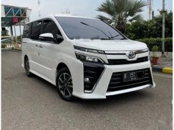 Mobil Toyota Voxy 2019 dijual, DKI Jakarta
