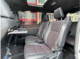 Mobil Toyota Voxy 2019 dijual, DKI Jakarta 6