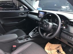 HONDA HR-V SPESIAL EDITION AT PUTIH 2022 DIJAMIN FULL ORIGINAL!! 14