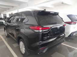 Toyota Kijang Innova 2.0 Zenix Bensin Hitam 6