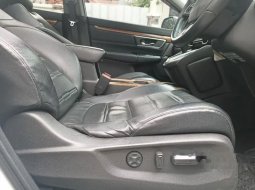 DKI Jakarta, Honda CR-V Prestige 2017 kondisi terawat 2